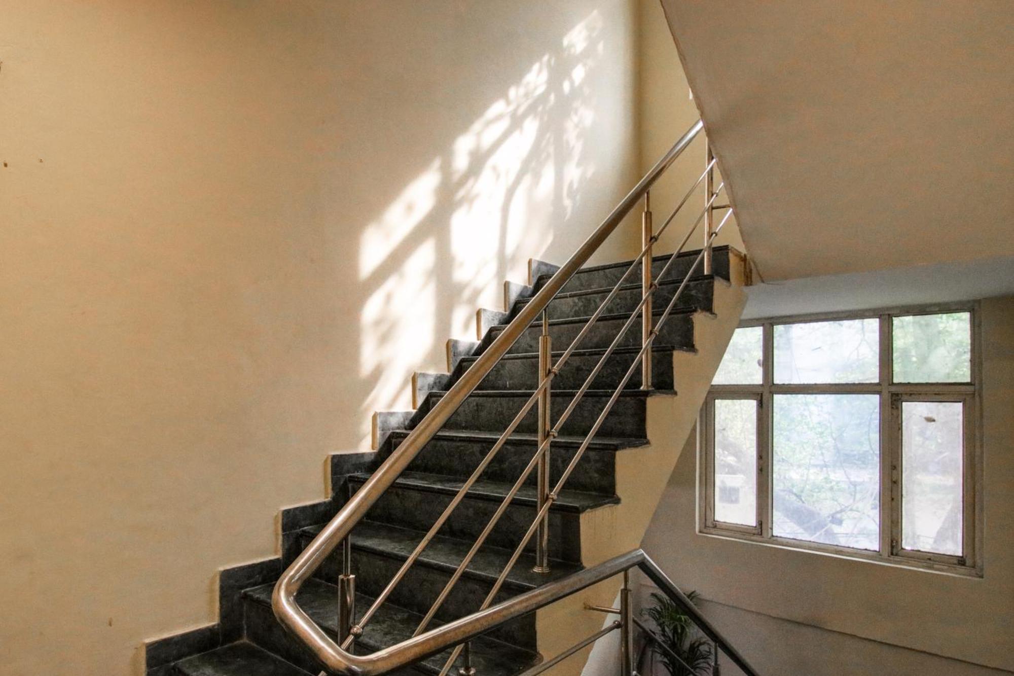 Hotel Yash House Yeni Delhi Dış mekan fotoğraf
