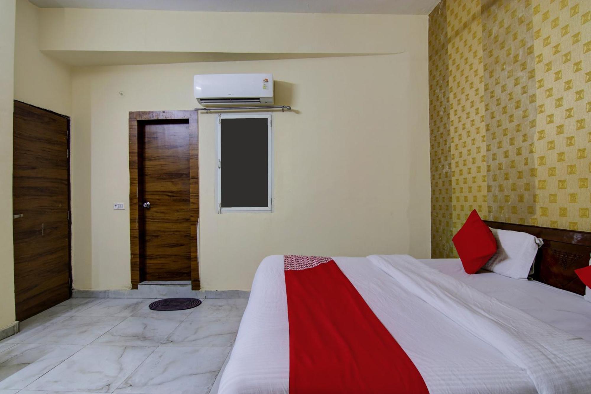 Hotel Yash House Yeni Delhi Dış mekan fotoğraf